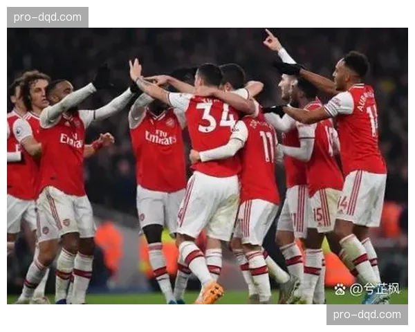 数据分析:朗斯1-0小胜,其“5-2-3”体系本赛季已七次零封,防守组织堪称范本 数据分析:朗斯1-0小胜,其“5-2-3”体系本赛季已七次零封,防守组织堪称范本